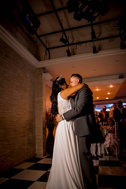 casamento, fotografo em sao paulo,noivo,making of, casamento em guarulhos, fotografo marco aurelio, casamento em sao paulo, luxo, glamour, cerimonia dos noivos, enfim casados,vestido de noiva, traje do noivo, noivos, valsa dos noivos'