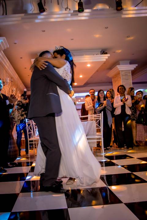 casamento, fotografo em sao paulo,noivo,making of, casamento em guarulhos, fotografo marco aurelio, casamento em sao paulo, luxo, glamour, cerimonia dos noivos, enfim casados,vestido de noiva, traje do noivo, noivos, valsa dos noivos'