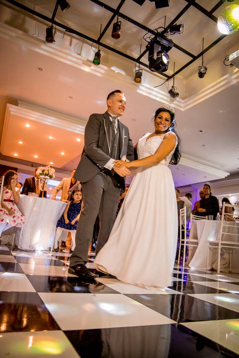 casamento, fotografo em sao paulo,noivo,making of, casamento em guarulhos, fotografo marco aurelio, casamento em sao paulo, luxo, glamour, cerimonia dos noivos, enfim casados,vestido de noiva, traje do noivo, noivos, valsa dos noivos'