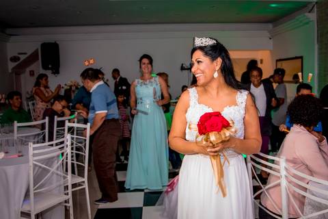 casamento, fotografo em sao paulo,noivo,making of, casamento em guarulhos, fotografo marco aurelio, casamento em sao paulo, luxo, glamour, cerimonia dos noivos, enfim casados,vestido de noiva, traje do noivo, noivos, valsa dos noivos'