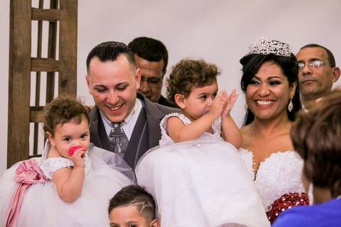 casamento, fotografo em sao paulo,noivo,making of, casamento em guarulhos, fotografo marco aurelio, casamento em sao paulo, luxo, glamour, cerimonia dos noivos, enfim casados,vestido de noiva, familia dos noivos, fostos espontaneas'