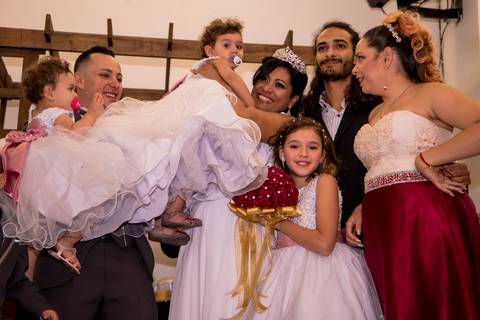casamento, fotografo em sao paulo,noivo,making of, casamento em guarulhos, fotografo marco aurelio, casamento em sao paulo, luxo, glamour, cerimonia dos noivos, enfim casados,vestido de noiva, familia dos noivos, fostos espontaneas'