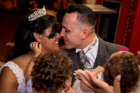 casamento, fotografo em sao paulo,noivo,making of, casamento em guarulhos, fotografo marco aurelio, casamento em sao paulo, luxo, glamour, cerimonia dos noivos, enfim casados,vestido de noiva, familia dos noivos, fostos espontaneas'