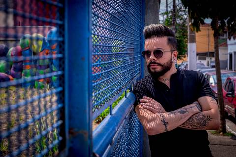 ensaio sensual masculino, sao paulo, fotografo marco aurelio, fotografo em sao paulo, ensaio execultivo, ensaio profissional, ensaio fotografico, '