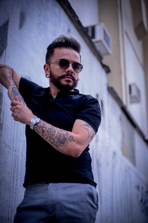 ensaio sensual masculino, sao paulo, fotografo marco aurelio, fotografo em sao paulo, ensaio execultivo, ensaio profissional, ensaio fotografico, '