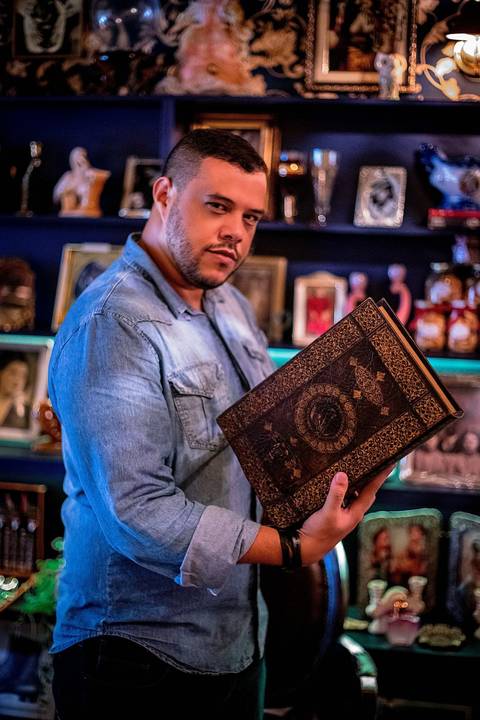 ENSAIO FOTOGRAFICO PAULISTA, ENSAIO MASCULINO, FOTOGRAFO EM SAO PAULO, FOTOGRAFO LGBTQIA+, LGBTQIA+, FOTOGRAFO DE CASAL, ENSAIO ROMANTICO, '