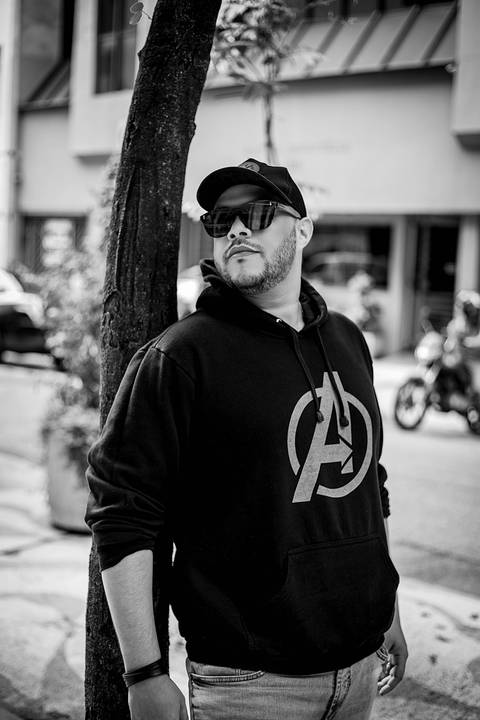 ENSAIO FOTOGRAFICO PAULISTA, ENSAIO MASCULINO, FOTOGRAFO EM SAO PAULO, FOTOGRAFO LGBTQIA+, LGBTQIA+, FOTOGRAFO DE CASAL, ENSAIO ROMANTICO, '