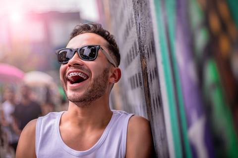 Ensaio Masculino no Beco do Batman em São Paulo, fotografo marco aurelio, fotografo em sao paulo,fotos tumblr, arte, grafite, fotos criativas, ensaio na chuva, moda, fashion, portrait, chic, estiloso, '