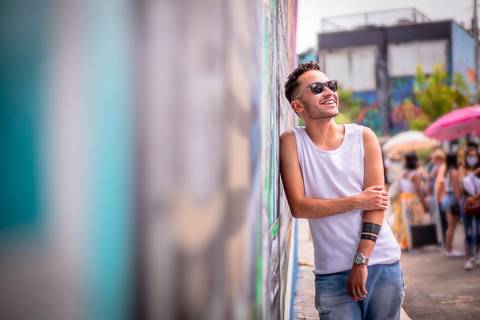 Ensaio Masculino no Beco do Batman em São Paulo, fotografo marco aurelio, fotografo em sao paulo,fotos tumblr, arte, grafite, fotos criativas, ensaio na chuva, moda, fashion, portrait, chic, estiloso, '