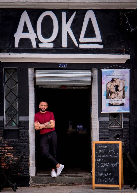 lançamento, livro, escritor, fotografo de escritor, assinatura, autografo, evento, santana, bar aoka, familia, amigos, '