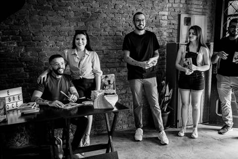 lançamento, livro, escritor, fotografo de escritor, assinatura, autografo, evento, santana, bar aoka, familia, amigos, '