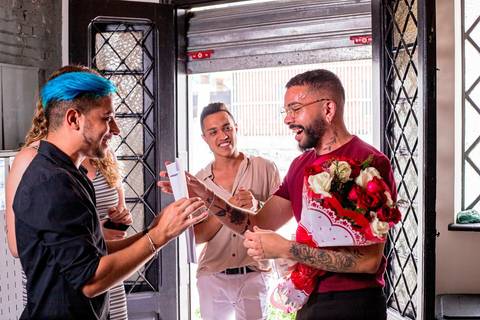 lançamento, livro, escritor, fotografo de escritor, assinatura, autografo, evento, santana, bar aoka, familia, amigos, '