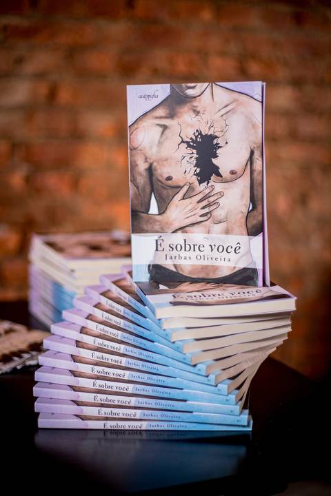 lançamento, livro, escritor, fotografo de escritor, assinatura, autografo, evento, santana, bar aoka, familia, amigos, e sobre você'