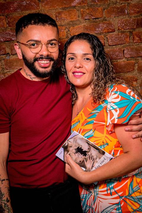 lançamento, livro, escritor, fotografo de escritor, assinatura, autografo, evento, santana, bar aoka, familia, amigos, e sobre você, fotografo em sao paulo, zona norte,'