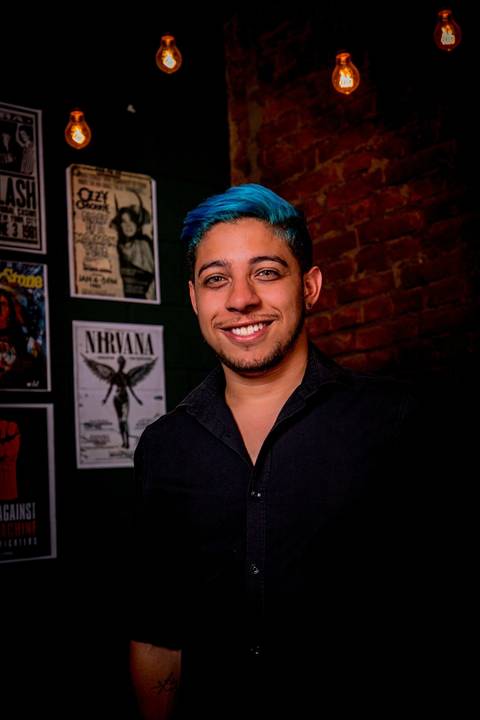 lançamento, livro, escritor, fotografo de escritor, assinatura, autografo, evento, santana, bar aoka, familia, amigos, e sobre você, fotografo em sao paulo, zona norte, ensaio, portrait, '