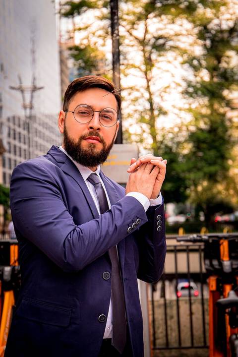 fotografo marco aurelio
fotografo em sp
saopaulo
fotografia
ensaio fotografico
masculino
portrait
tublr dr chixaro
ensaiono urbano
corporativo social elegante
terno Look barba oculos
life style av paulista dentista'