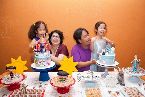 festa infantil de gêmeos'