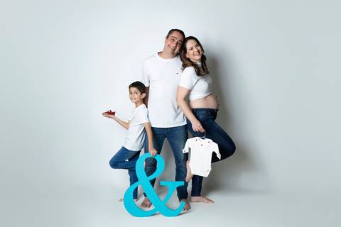 foto de gravida em estudio'