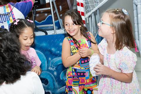 aniversário de gêmeas'