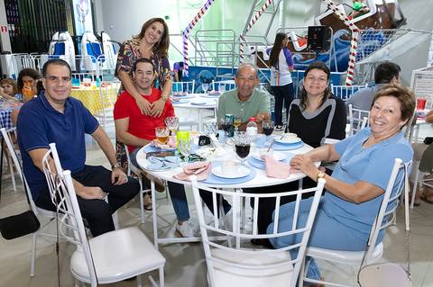 aniversário de gêmeas'