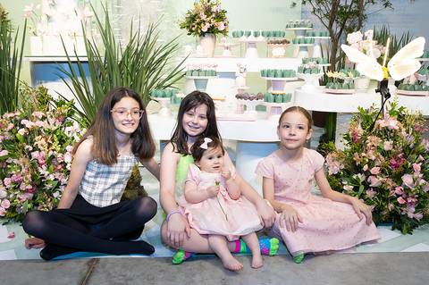 festa de aniversário de 1 ano'