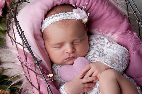 fotos de recém-nascido'