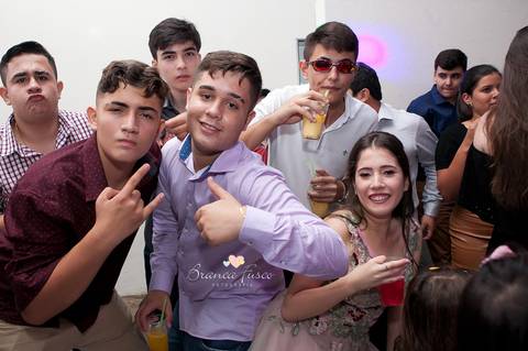 Aniversário 15 anos em Primeiro de Maio-PR'