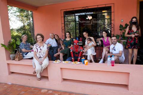 Festa com super-heróis'