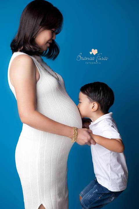 Book de grávida em estúdio'