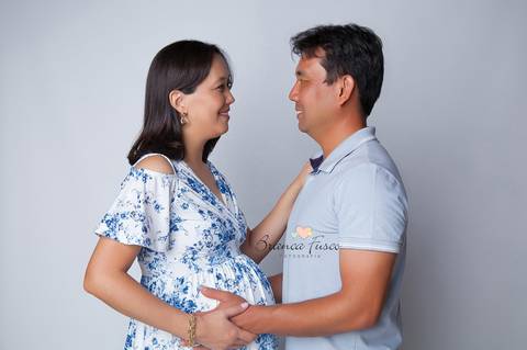 Book de grávida em estúdio'