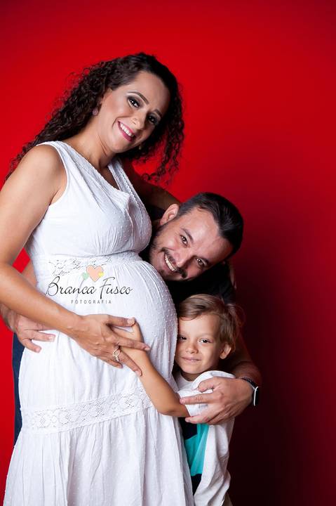 ensaio de gestante em estúdio'