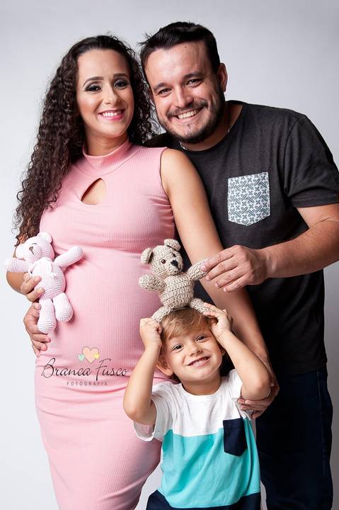 ensaio de gestante em estúdio'