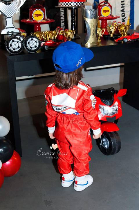 Aniversário no kartódromo'