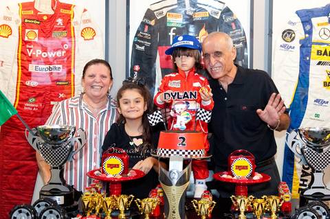 Aniversário no kartódromo'