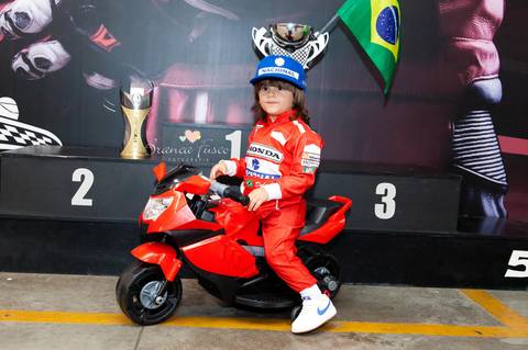 Aniversário no kartódromo'