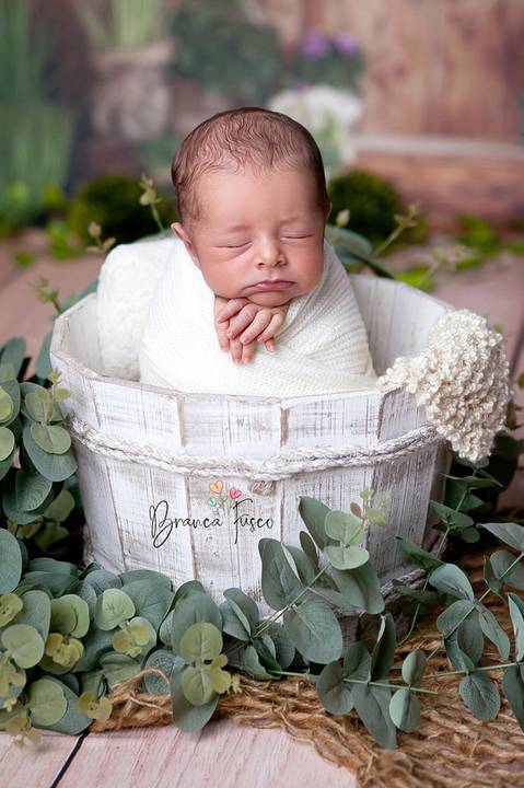 Ensaio de recém-nascido'