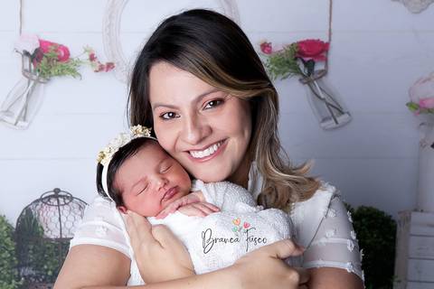 Sessão newborn em Londrina'