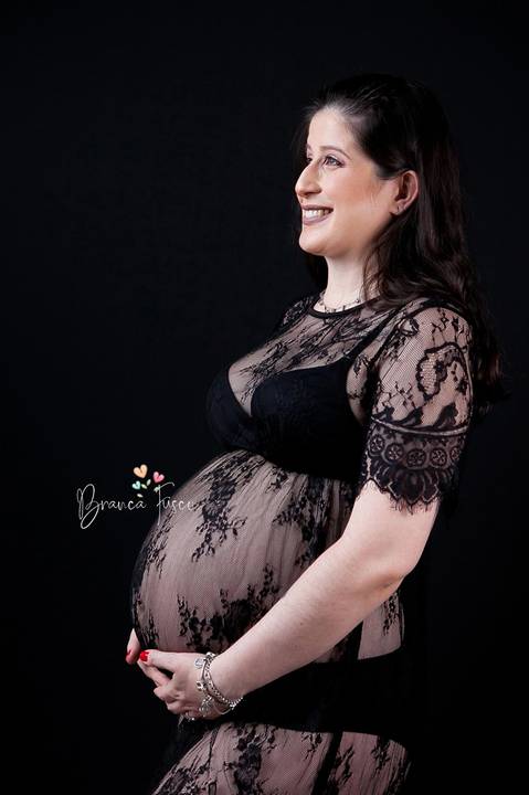 Fotos de gestante em estúdio'