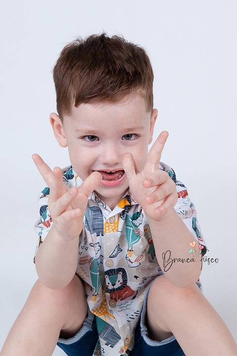 v Sessão de Fotos de Modelo Infantil '