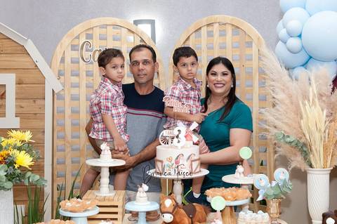 Festa infantil de gêmeos '