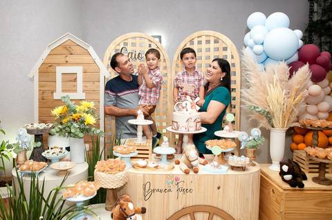 Festa infantil de gêmeos '