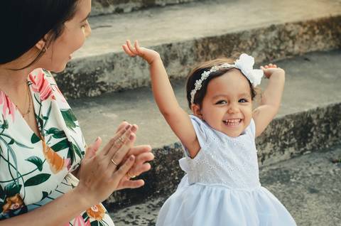 Ensaio externo gestante e infantil em Belo Horizonte Praça Sao Francisco de Assis Pampulha '