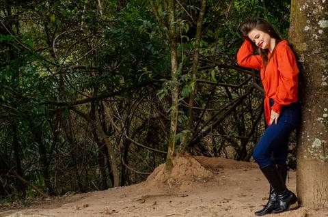 ensaio externo feminino natureza Parque fazenda lagoa do nado'