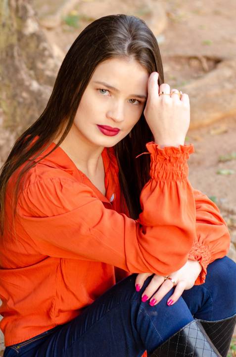 retrato feminino luz natural ensaio externo'