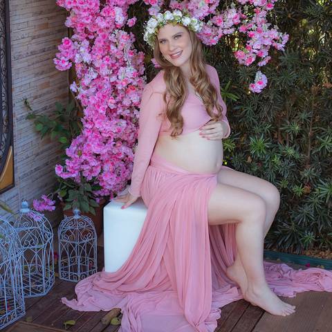 ensaio de gestante romantica
ensaio de gestante românica
fotos de gravida com flores '