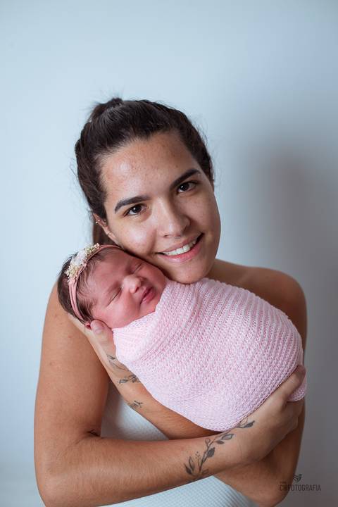 Newborn com a mãe, newborn com a mamãe'