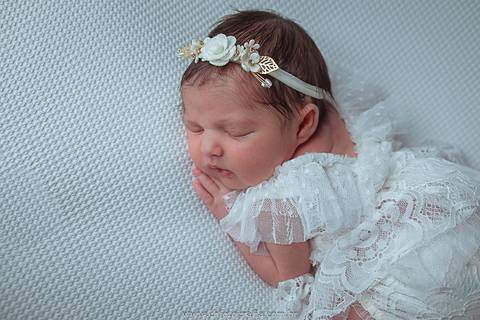 Newborn menina, recem nascido'