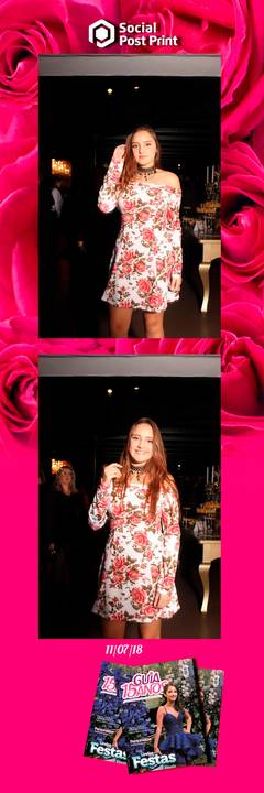 Espelho Mágico Interativo Sticker no lançamento da Revista Guia 15 anos na Fields em Florianópolis.'