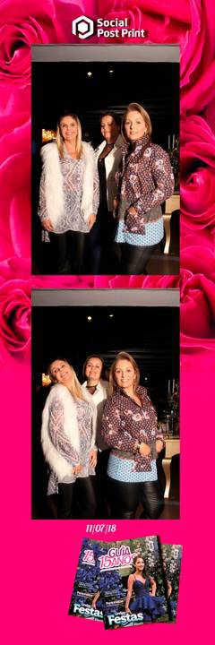 Espelho Mágico Interativo Sticker no lançamento da Revista Guia 15 anos na Fields em Florianópolis.'