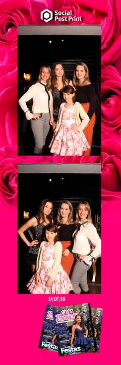 Espelho Mágico Interativo Sticker no lançamento da Revista Guia 15 anos na Fields em Florianópolis.'